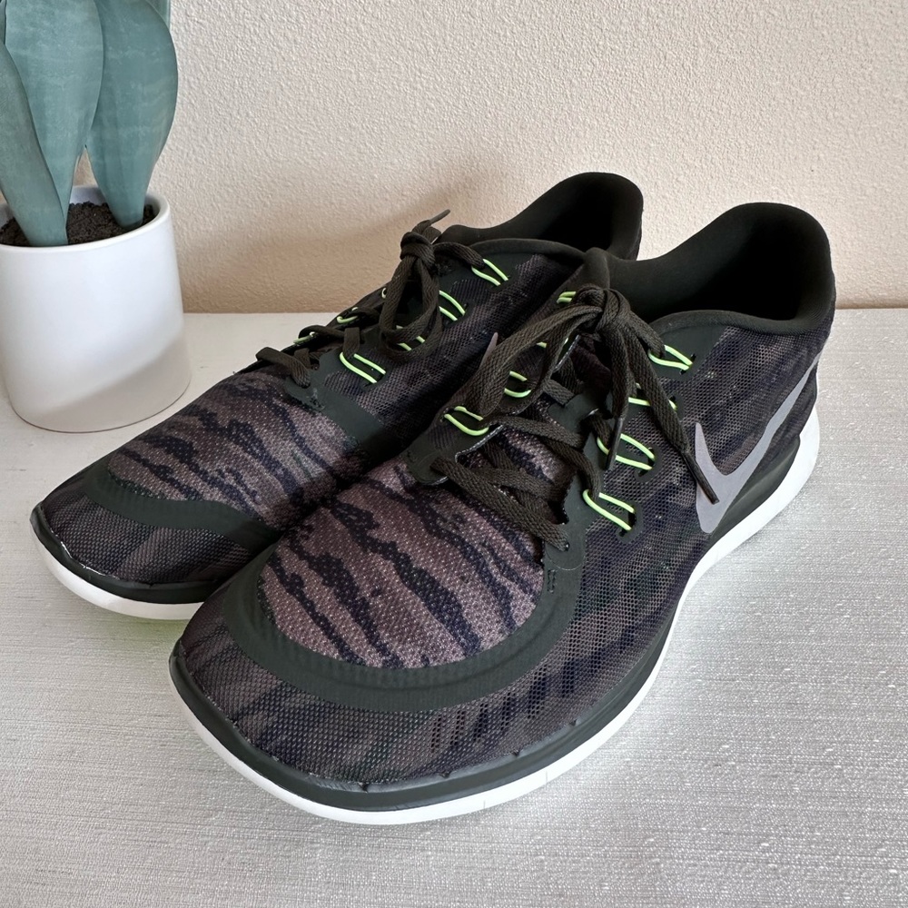 NIKE Barefoot Running 5.0 Gray/Green Mesh lace Up Athletic Sneakers Men’s 15 - Picture 1 of 15